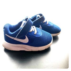 Size 5 toddler blue sneakers